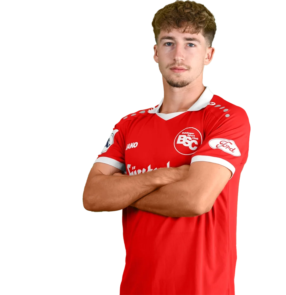 Porträtfoto von Alexander Echner im Trikot des Bahlinger SC