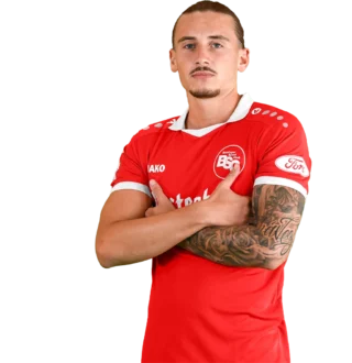 Porträtfoto von Davino Knappe im Trikot des Bahlinger SC