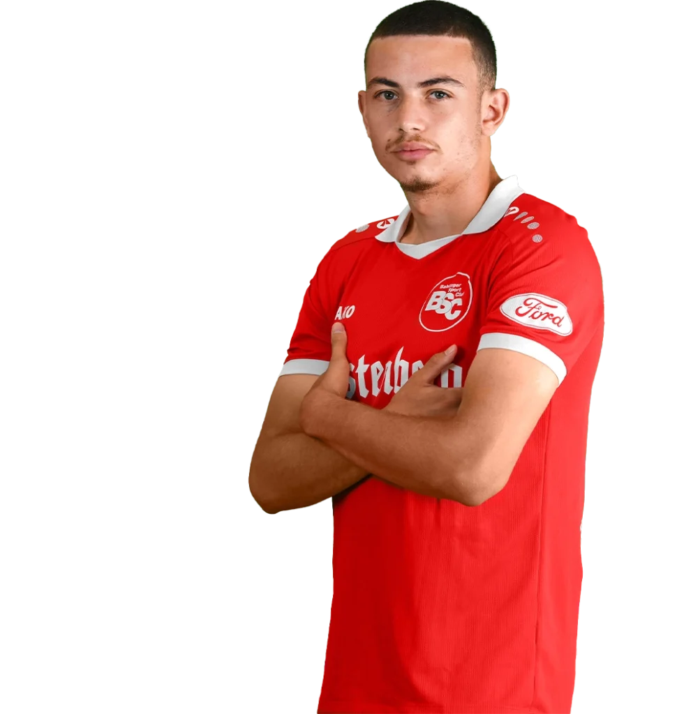 Porträtfoto von Elias Benali im Trikot des Bahlinger SC