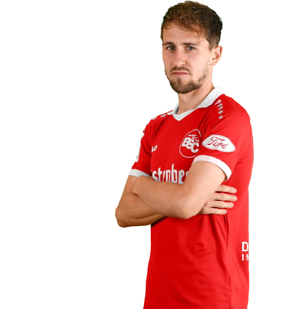 Porträtfoto von Kolja Herrmann im Trikot des Bahlinger SC