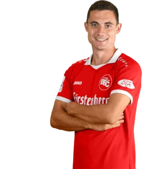 Porträtfoto von Rico Wehrle im Trikot des Bahlinger SC