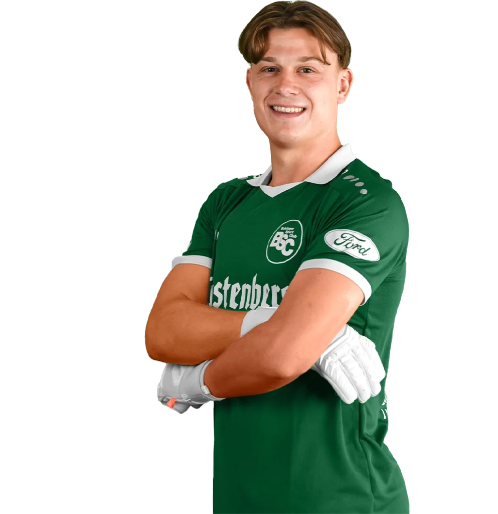 Porträtfoto von Ron Schweizer im Trikot des Bahlinger SC