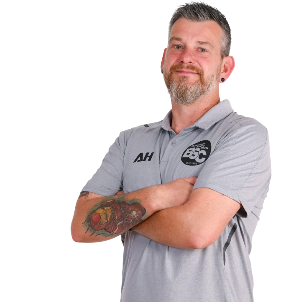Jugendtrainer Andreas Hamschmidt im offiziellen BSC Shirt