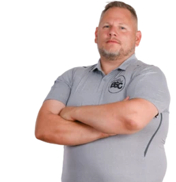 Jugendtrainer Daniel Hermann im offiziellen BSC Shirt