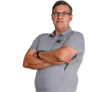 Jugendtrainer Manfred Obert im offiziellen BSC Shirt