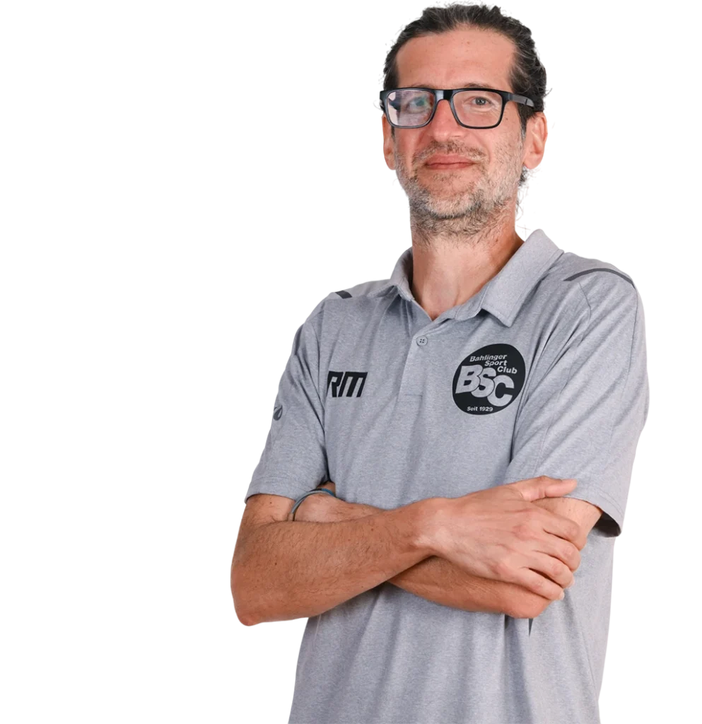 Jugendtrainer Ralf Müller im offiziellen BSC Shirt