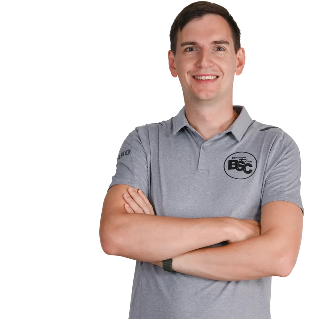 Jugendtrainer Tobias Adler im offiziellen BSC Shirt