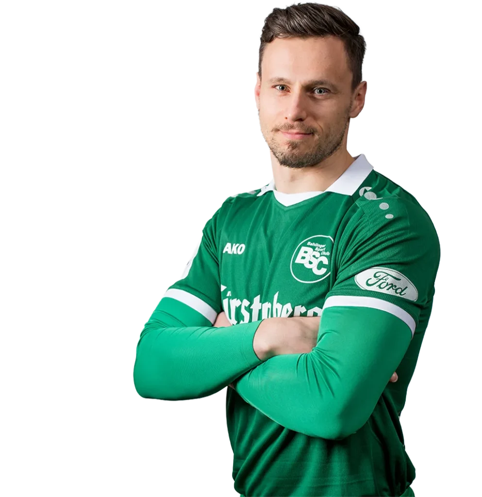 Porträtfoto von Denis Klose im Trikot des Bahlinger SC