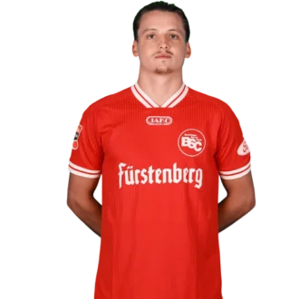Portraitfoto von Cristian Cernenchi im Trikot des Bahlinger SC