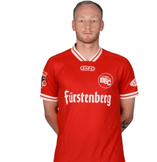 Portraitfoto von Fabian Schmid im Trikot des Bahlinger SC