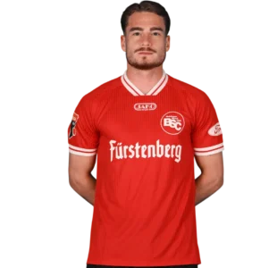 Portraitfoto von Marin Stefotic im Trikot des Bahlinger SC