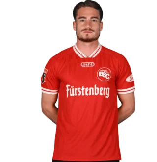 Portraitfoto von Marin Stefotic im Trikot des Bahlinger SC