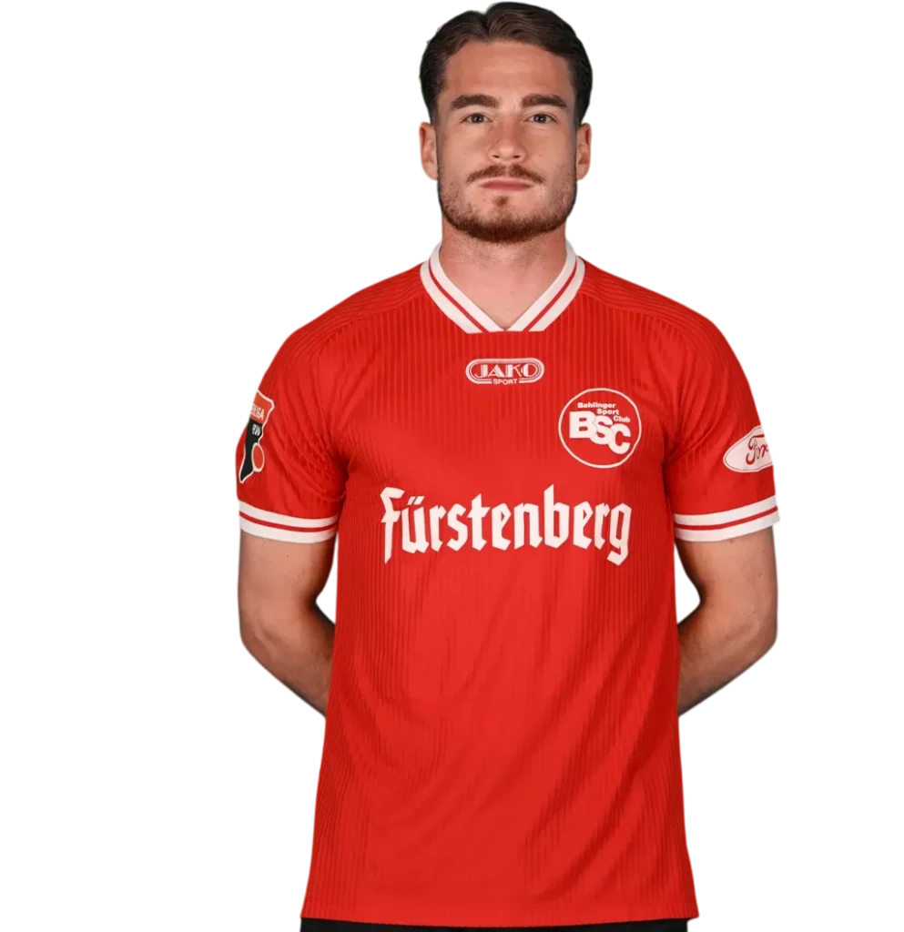 Portraitfoto von Marin Stefotic im Trikot des Bahlinger SC