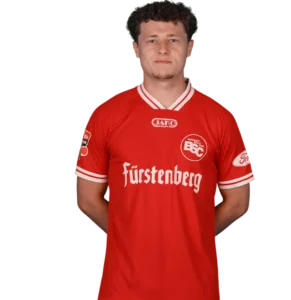 Portraitfoto von Philipp Sonn im Trikot des Bahlinger SC