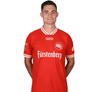 Portraitfoto von Rico Wehrle im Trikot des Bahlinger SC