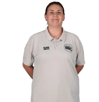Portraitfoto von Svenja Müller im Polo des Bahlinger SC