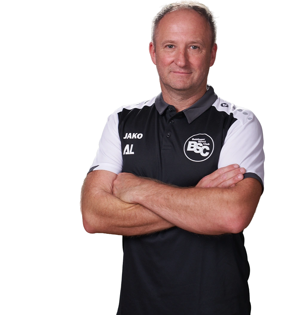 Jugendtrainer Andreas Lentz im offiziellen BSC Shirt 2026