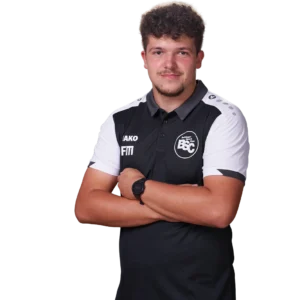 Jugendtrainer Fabian Müller im offiziellen BSC Shirt 2026