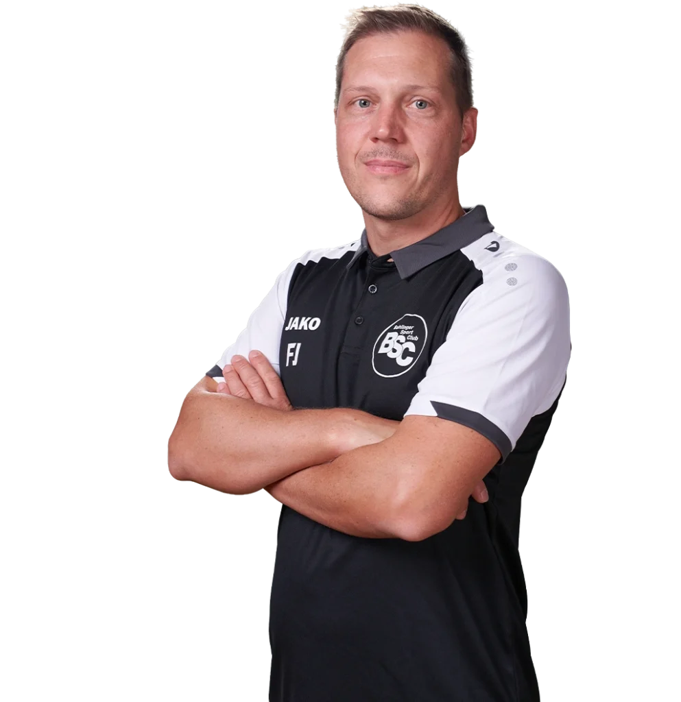 Jugendtrainer Falk Janzer im offiziellen BSC Shirt 2026