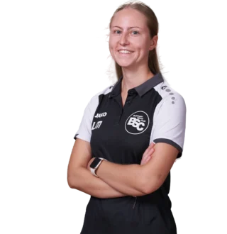 Physiotherapeutin Luisa Müller im offiziellen BSC Shirt 2026