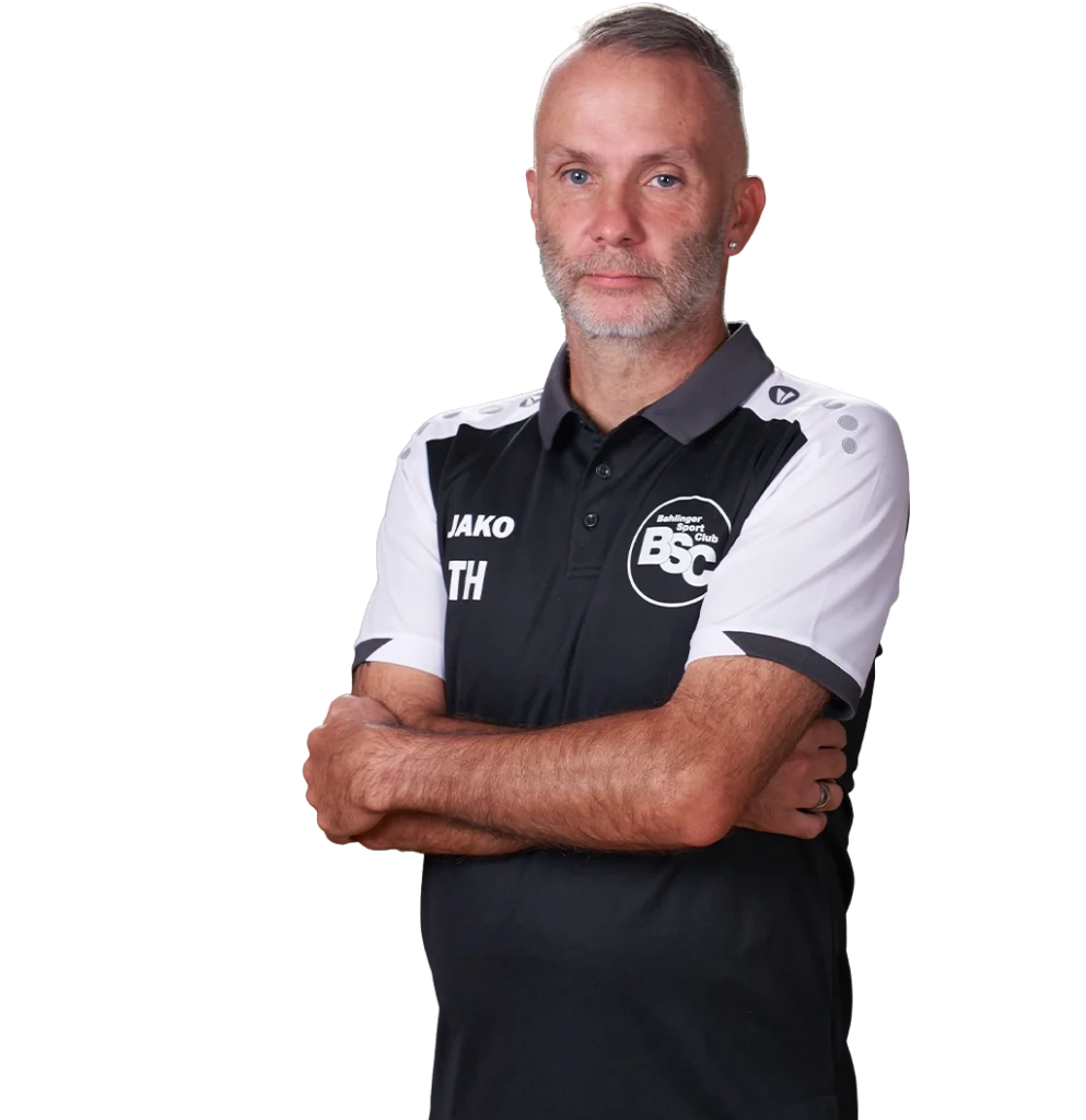 Jugendtrainer Torsten Haberstroh im offiziellen BSC Shirt 2026